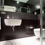 дизайн ванной комнаты в черно-белом тоне