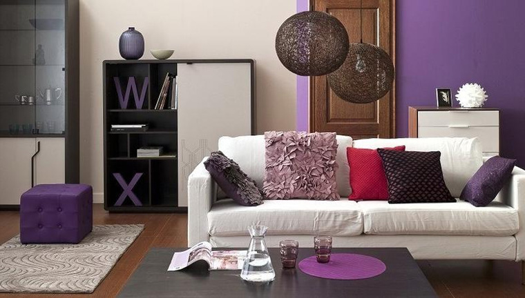 Фиолетовый цвет в интерьере комнат различного назначения