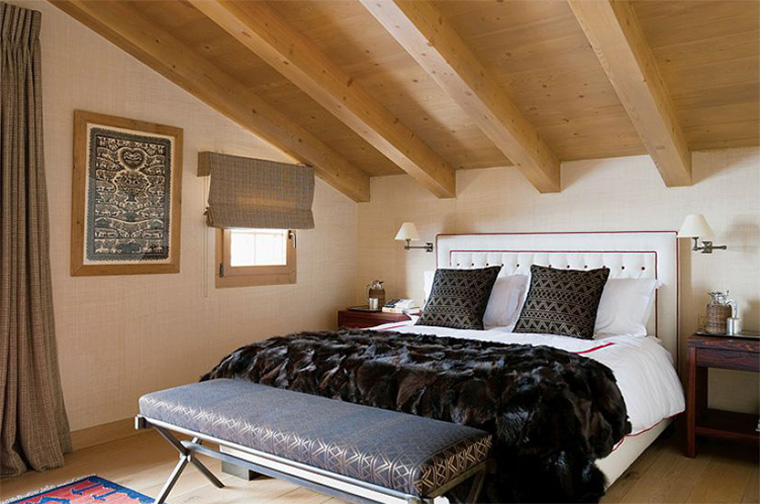 Фото. Спальня в теплых коричневых тонах